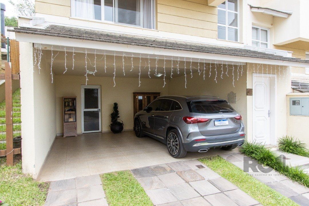 Casa de Condomínio à venda com 3 quartos, 259m² - Foto 4