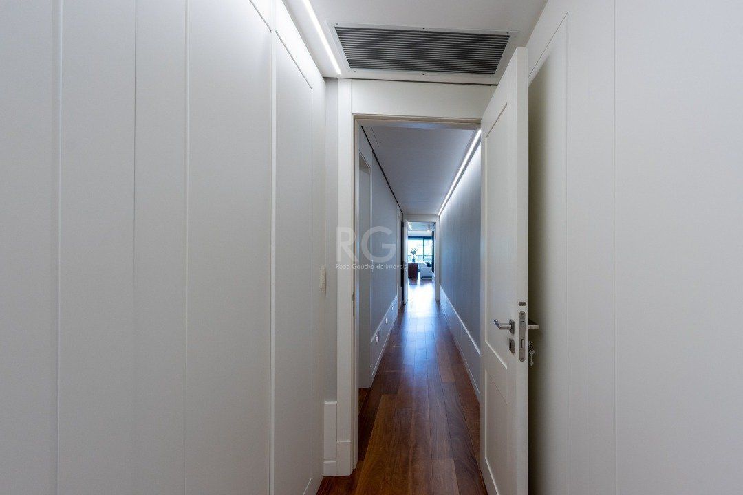 Apartamento à venda com 3 quartos, 256m² - Foto 53