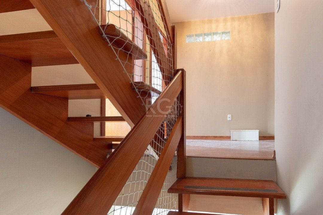Casa à venda com 3 quartos, 233m² - Foto 15