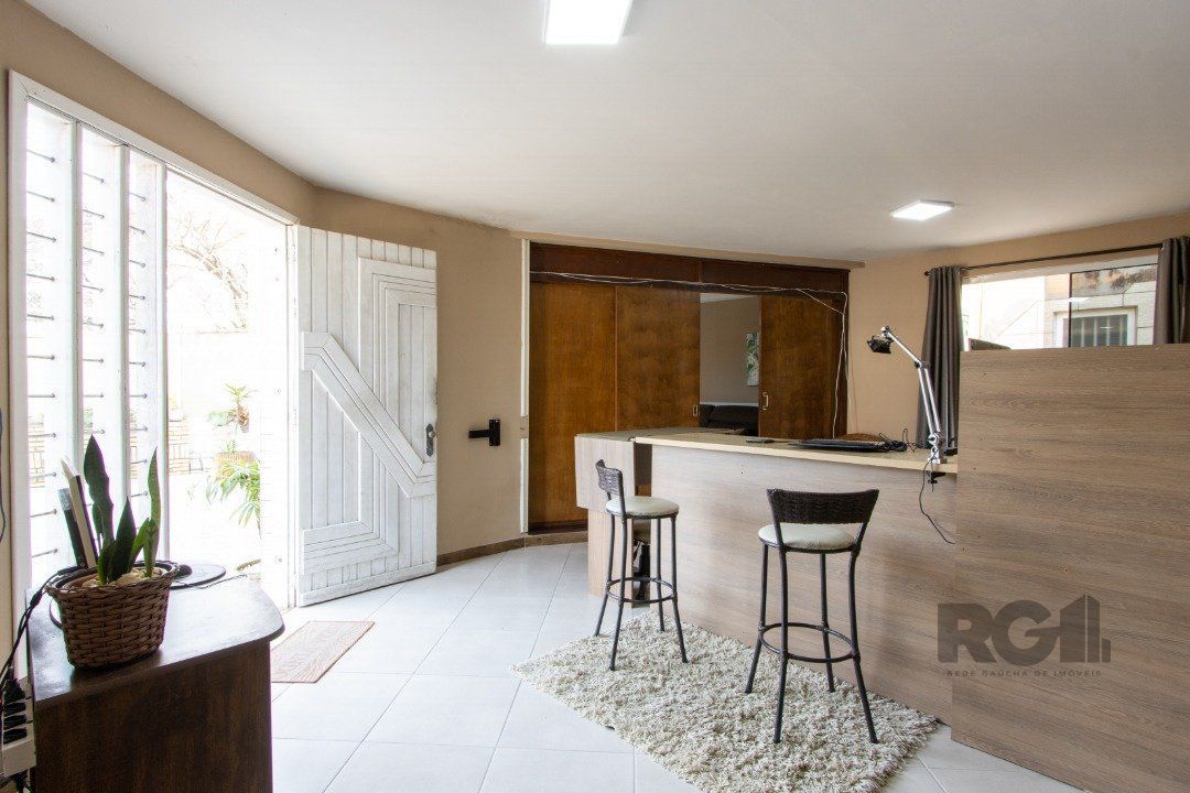 Casa à venda com 6 quartos, 288m² - Foto 8