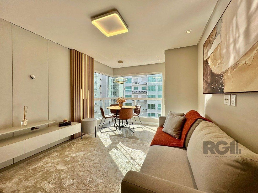 Apartamento à venda com 2 quartos, 87m² - Foto 4