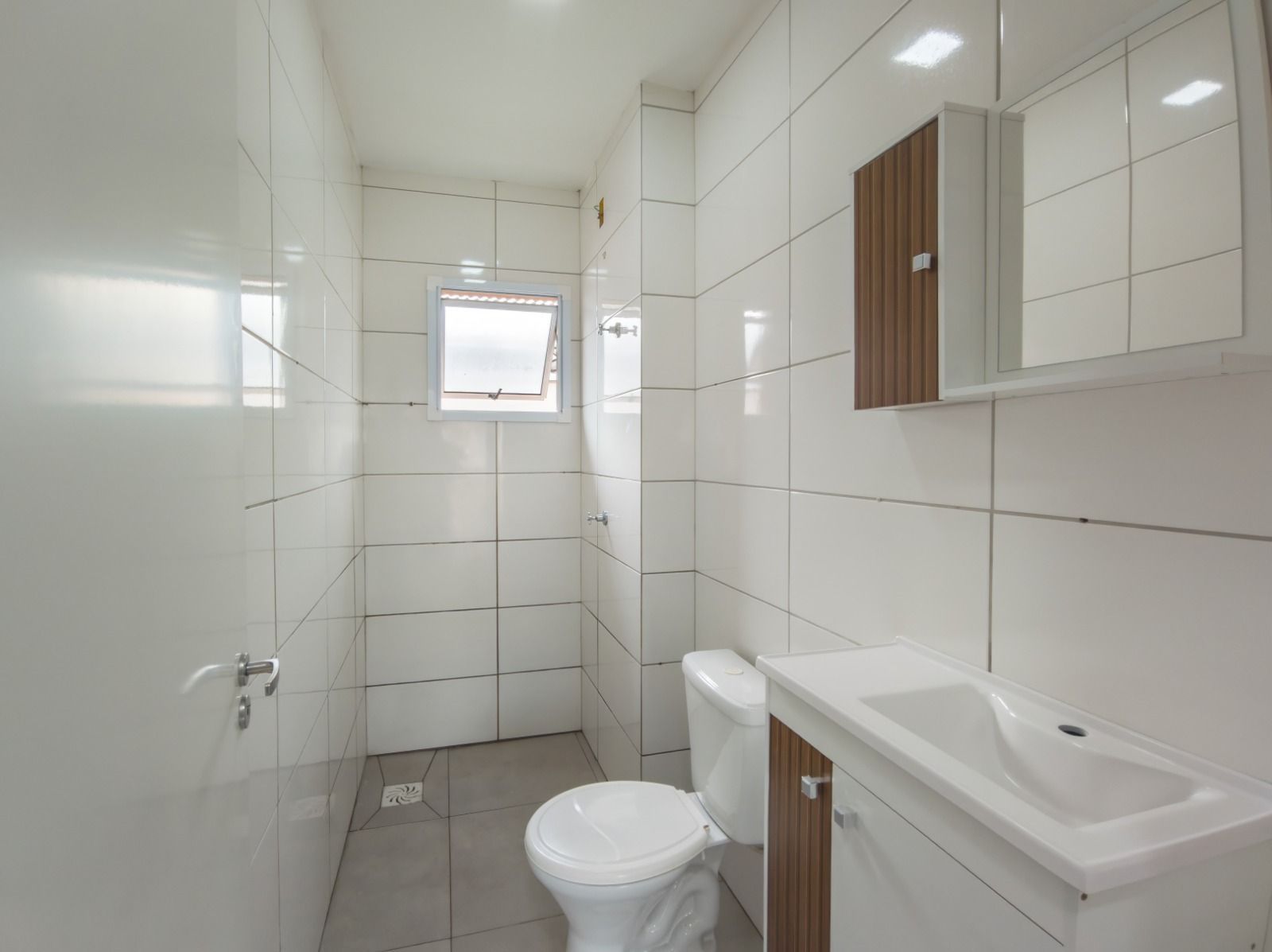 Casa à venda com 2 quartos, 45m² - Foto 10
