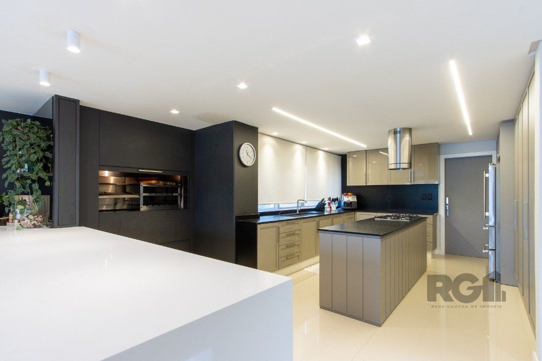 Casa de Condomínio à venda com 4 quartos, 350m² - Foto 43