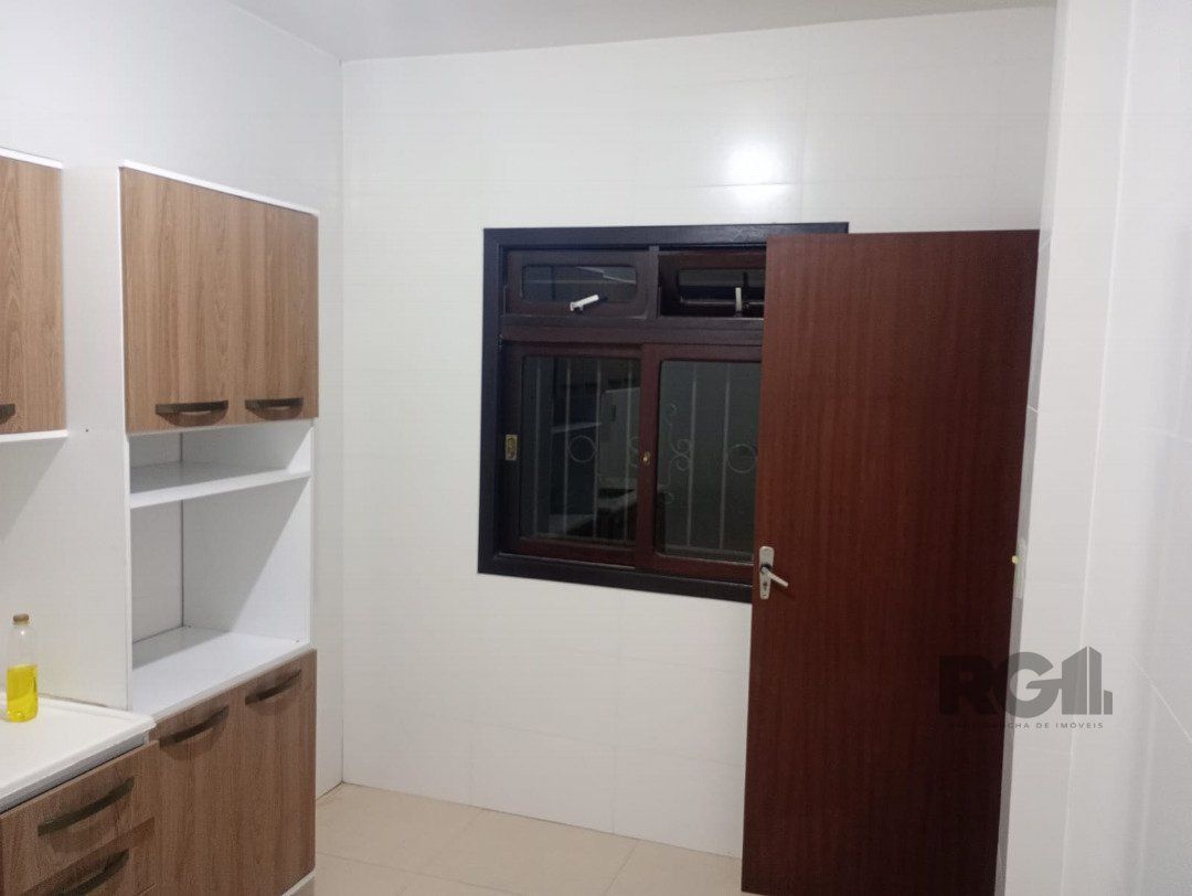 Casa à venda com 5 quartos, 252m² - Foto 12