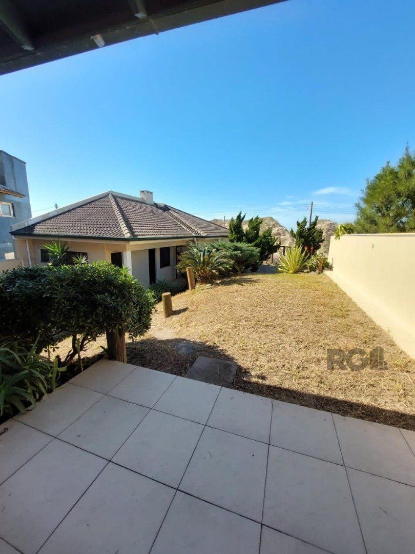 Casa, 4 quartos, 139 m² - Foto 1