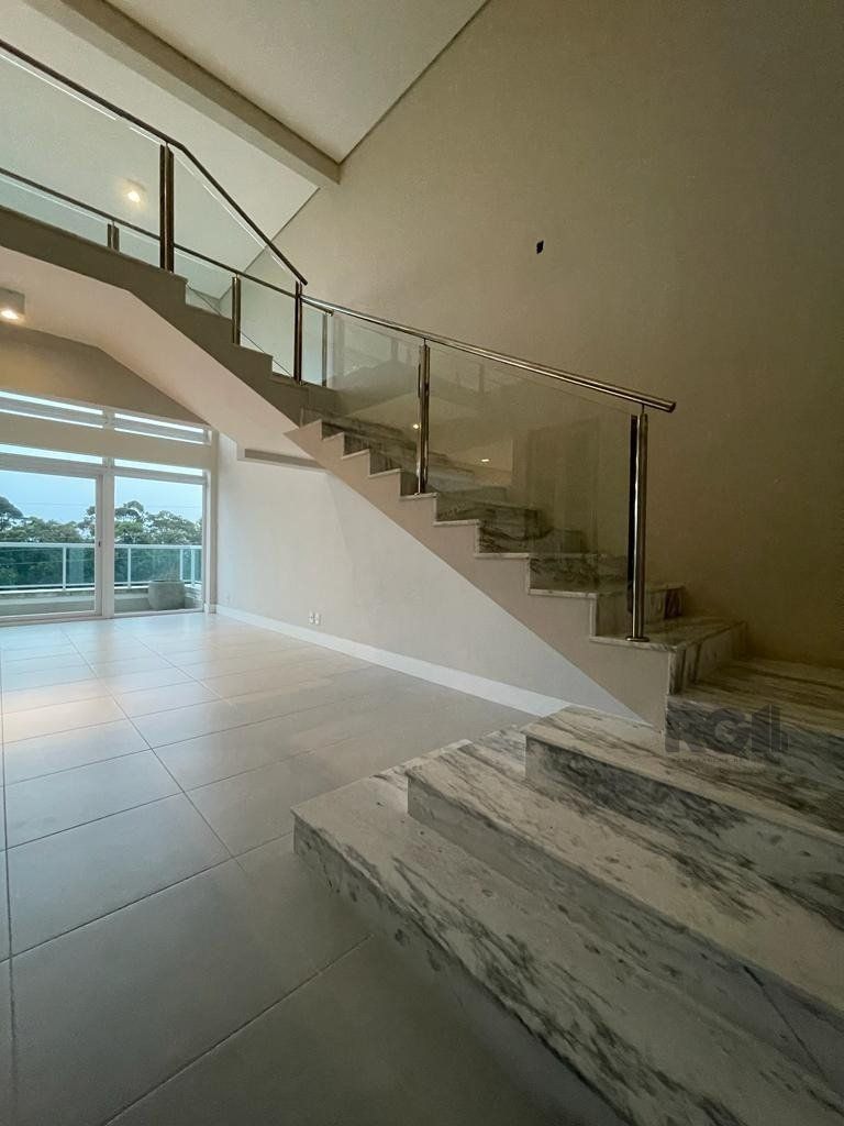 Apartamento à venda com 3 quartos, 165m² - Foto 1
