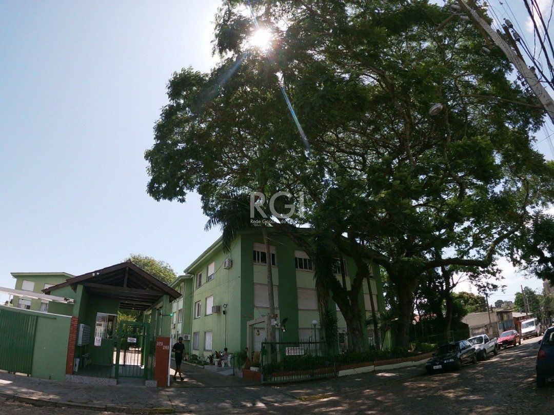 Apartamento à venda com 3 quartos, 76m² - Foto 2