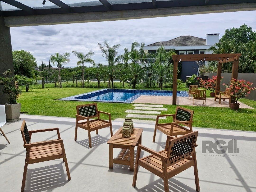 Casa de Condomínio à venda com 3 quartos, 370m² - Foto 3