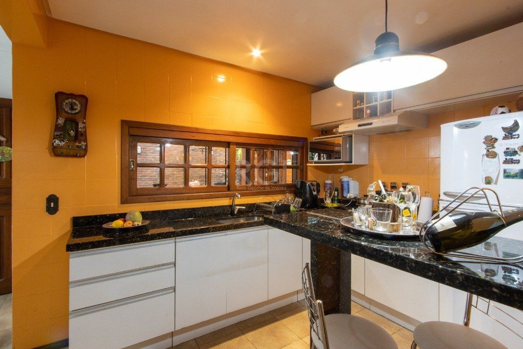 Casa à venda com 5 quartos, 250m² - Foto 18