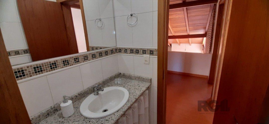 Casa de Condomínio à venda com 4 quartos, 246m² - Foto 24