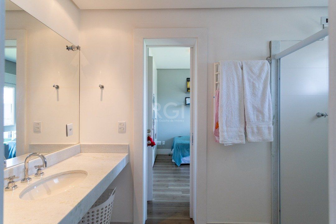 Casa de Condomínio à venda com 5 quartos, 403m² - Foto 35