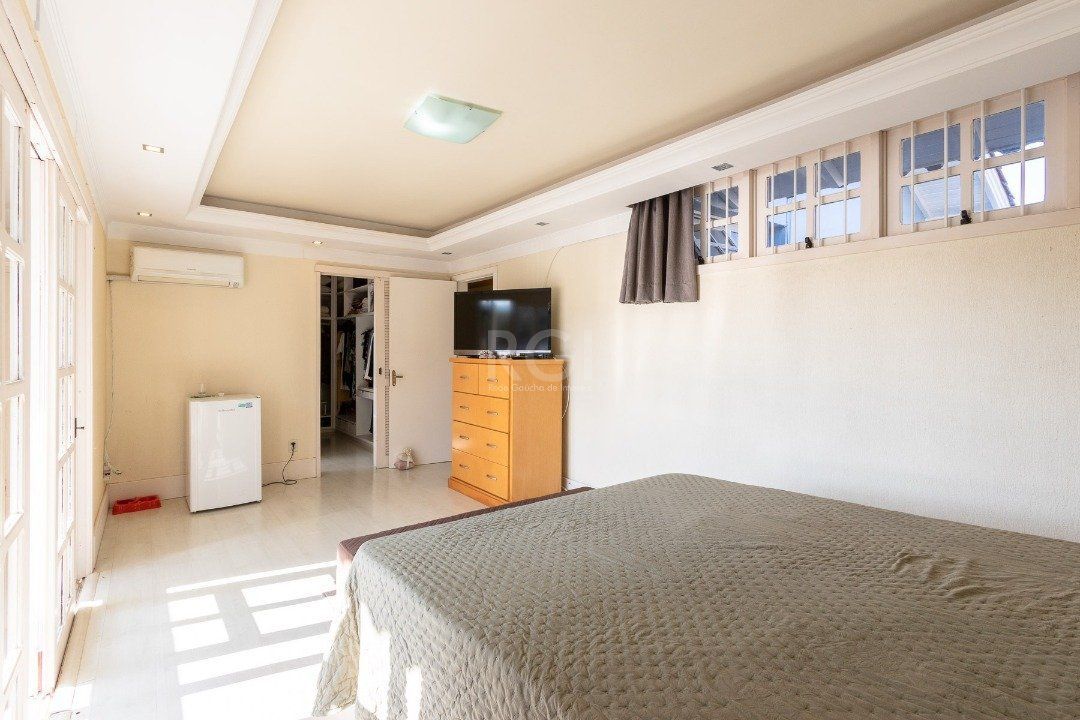 Casa à venda com 3 quartos, 256m² - Foto 32
