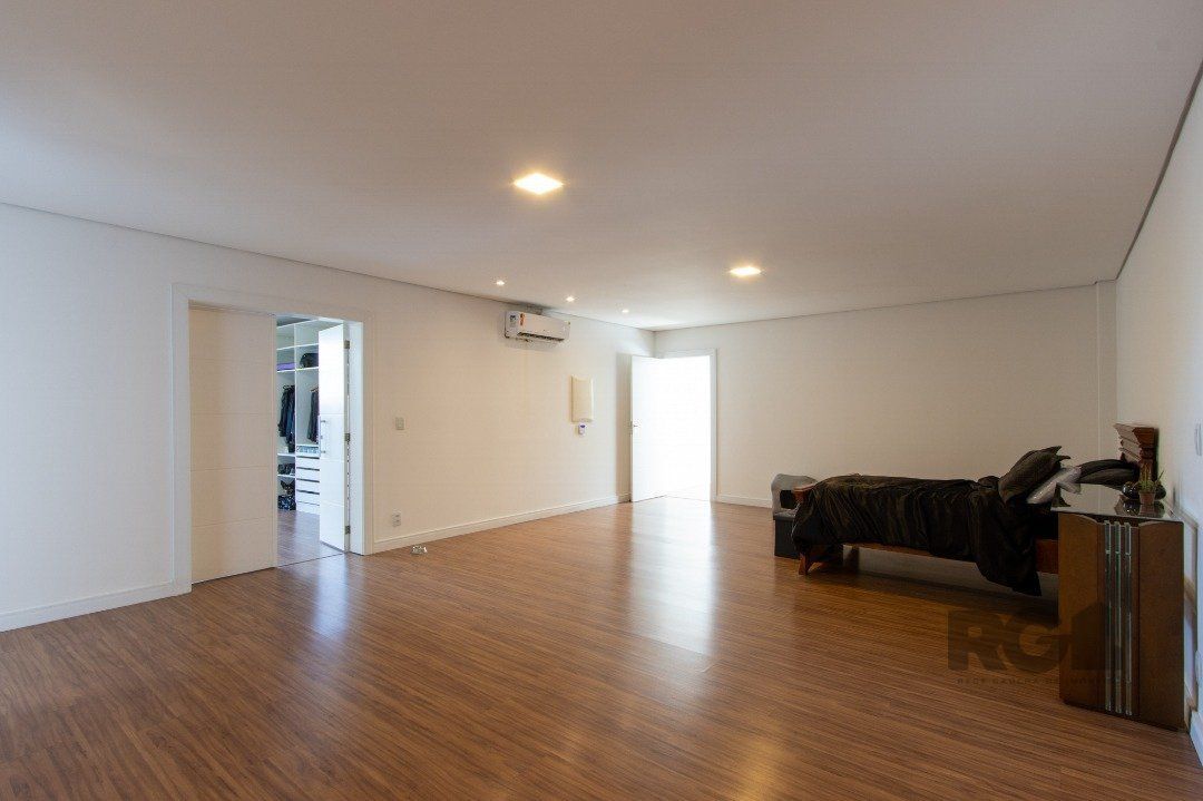 Casa à venda com 2 quartos, 430m² - Foto 35