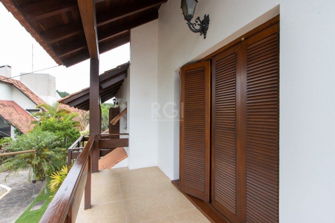 Casa de Condomínio à venda com 4 quartos, 184m² - Foto 32