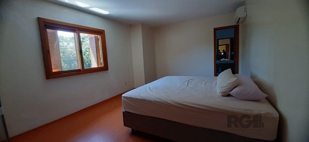 Casa de Condomínio à venda com 4 quartos, 246m² - Foto 18