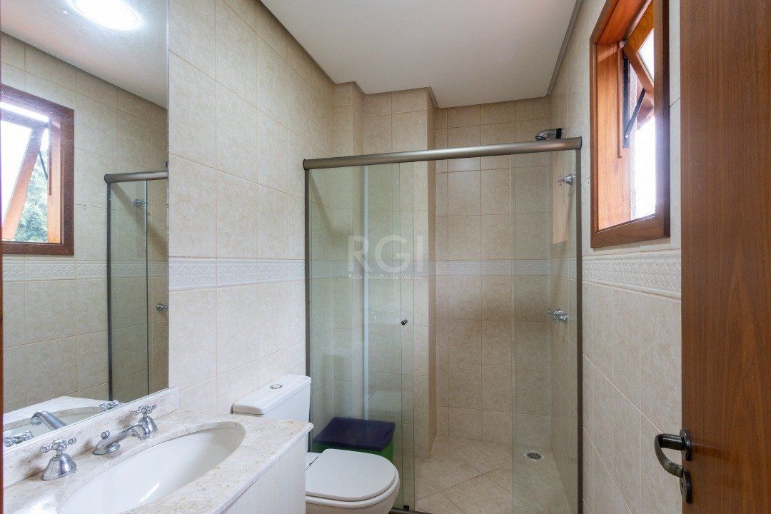 Casa de Condomínio à venda com 4 quartos, 334m² - Foto 46