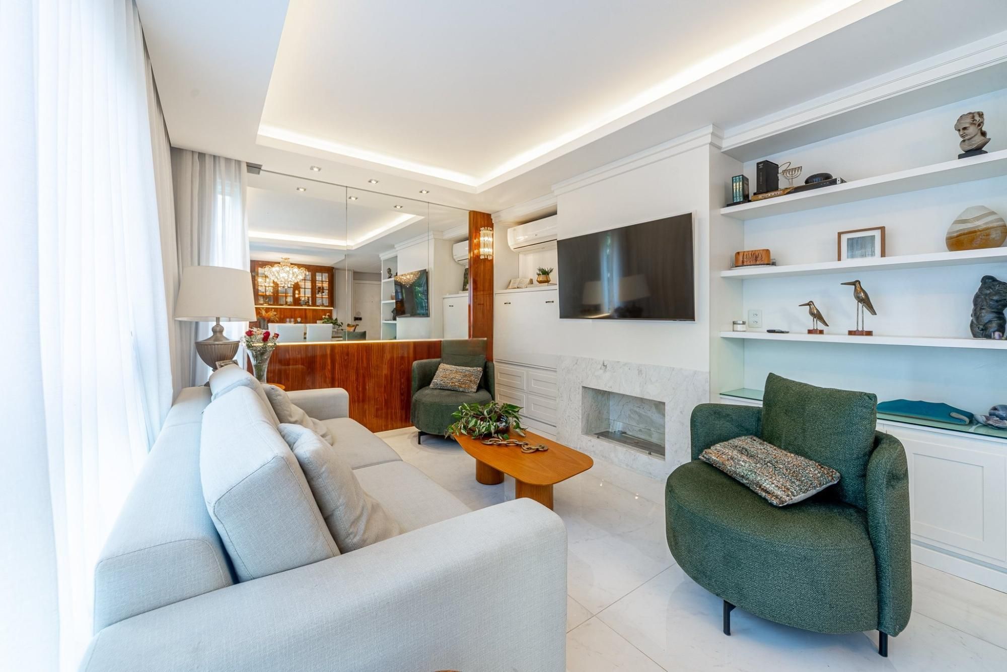 Apartamento 3 dormitórios, sendo 3 suítes e 2 vagas no Petropolis