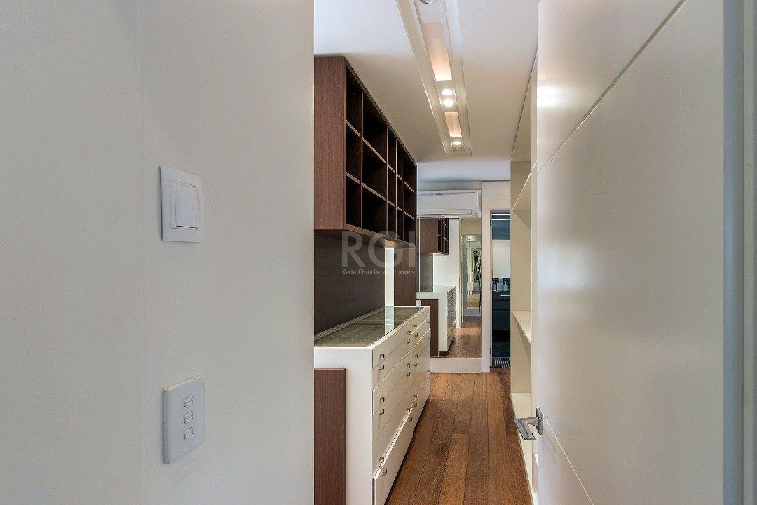 Casa de Condomínio à venda com 4 quartos, 664m² - Foto 36