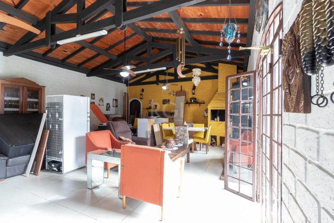 Casa à venda com 3 quartos, 380m² - Foto 7
