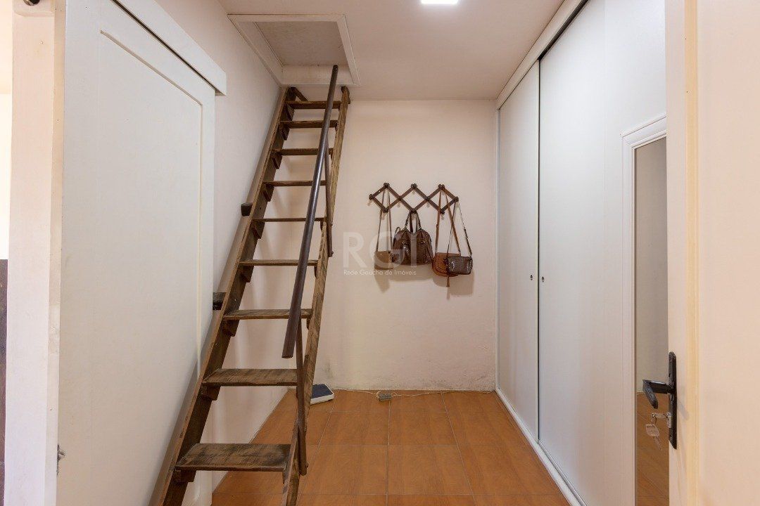 Sobrado à venda com 4 quartos, 356m² - Foto 35