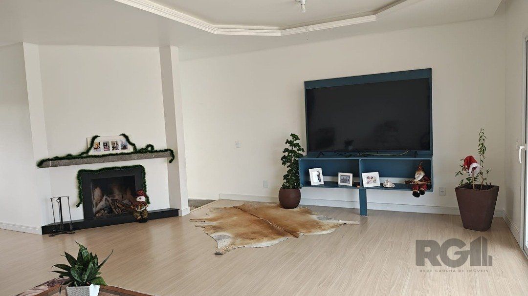 Casa à venda com 6 quartos, 320m² - Foto 24