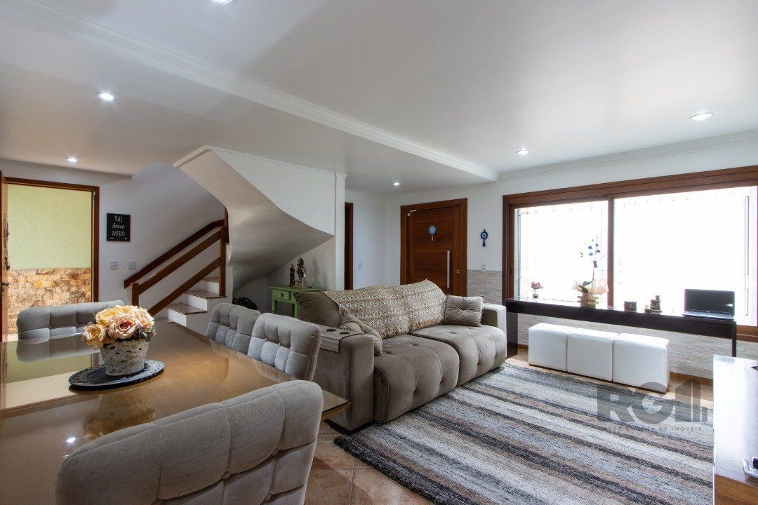 Casa à venda com 6 quartos, 342m² - Foto 9