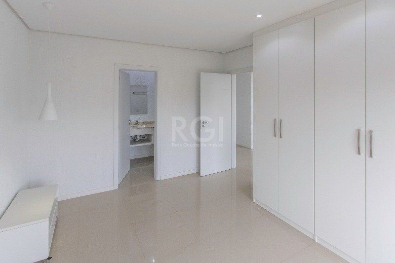 Casa de Condomínio à venda com 4 quartos, 320m² - Foto 24