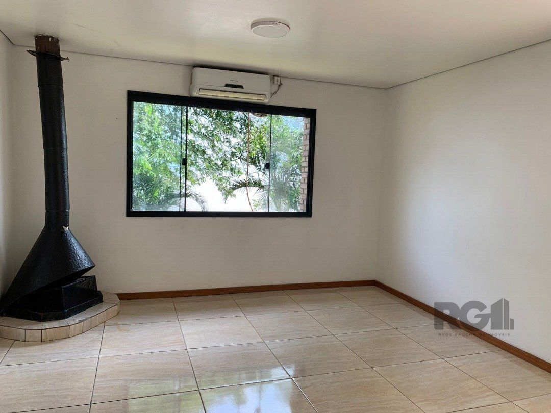 Casa à venda com 2 quartos, 180m² - Foto 7