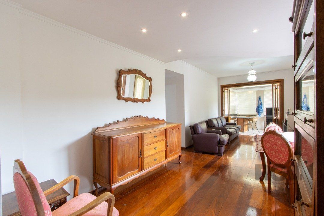 Apartamento à venda com 3 quartos, 116m² - Foto 3