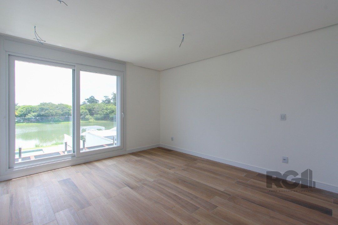 Casa de Condomínio à venda com 4 quartos, 300m² - Foto 38