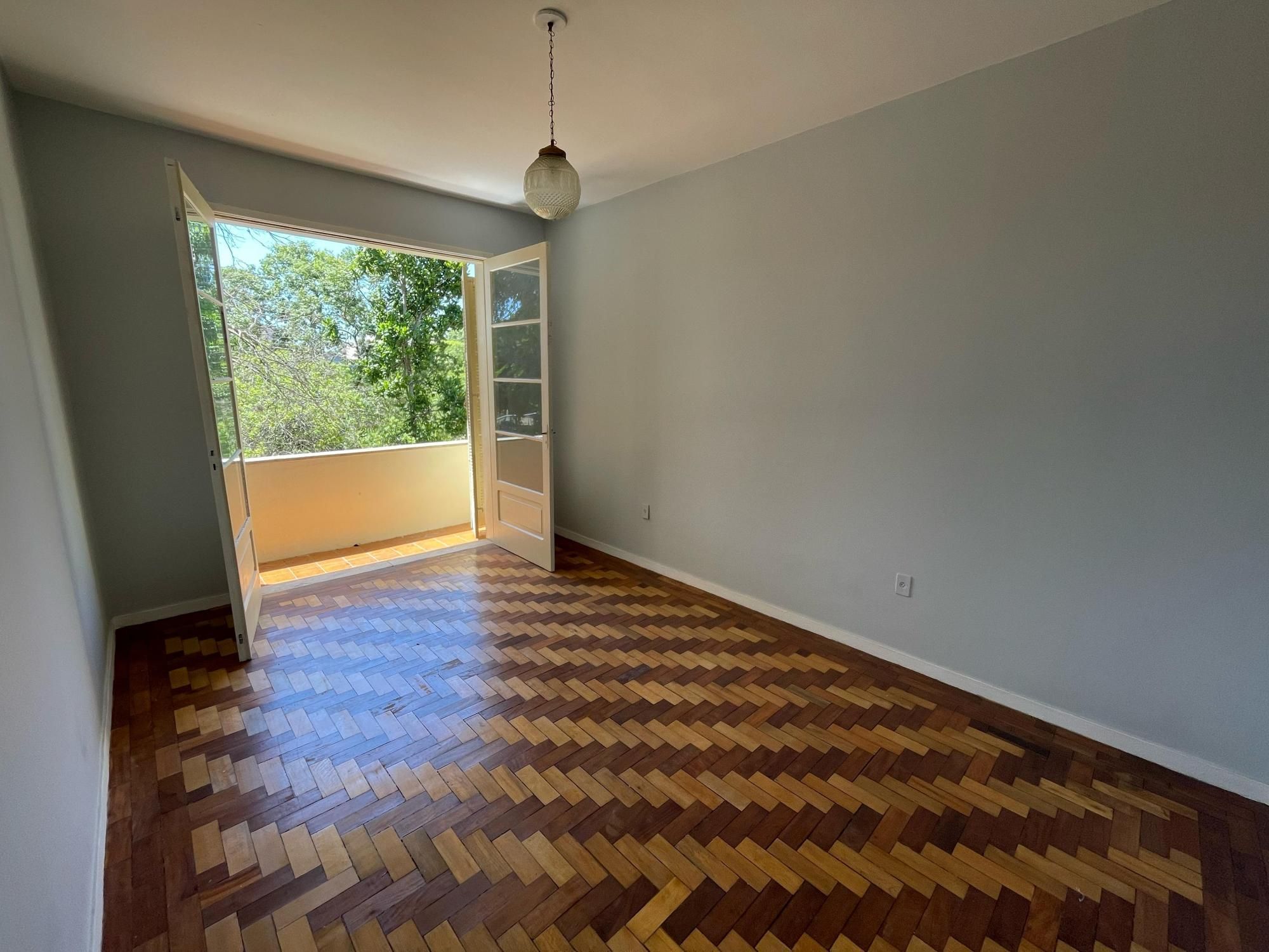 Apartamento à venda com 2 quartos, 83m² - Foto 11