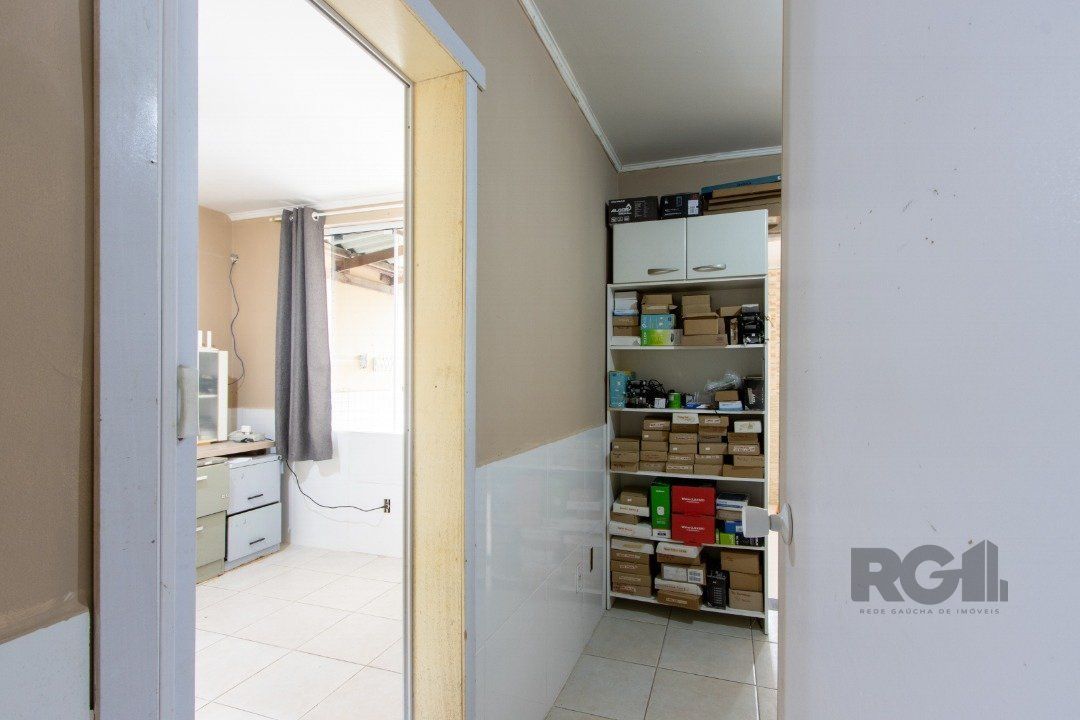 Casa à venda com 6 quartos, 288m² - Foto 25