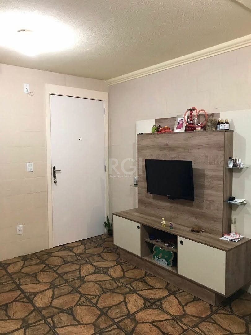 Apartamento à venda com 43m², 2 quartos, 1 vaga no bairro Vila Nova em Porto Alegre