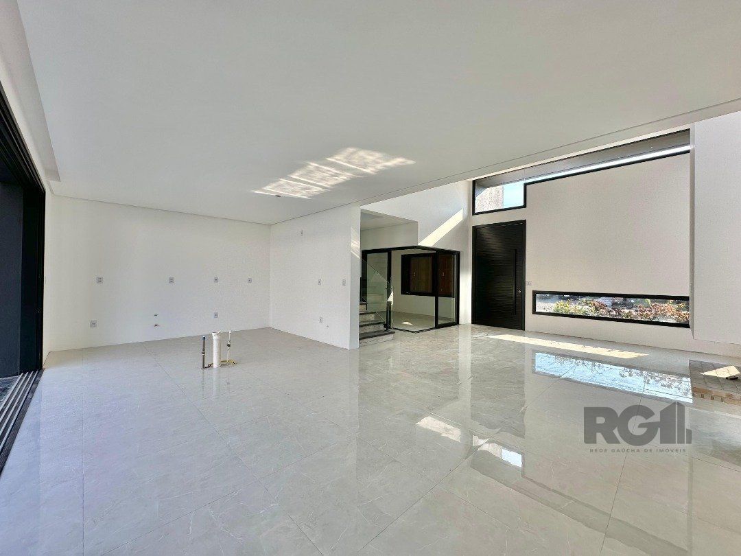 Casa de Condomínio à venda com 3 quartos, 242m² - Foto 6