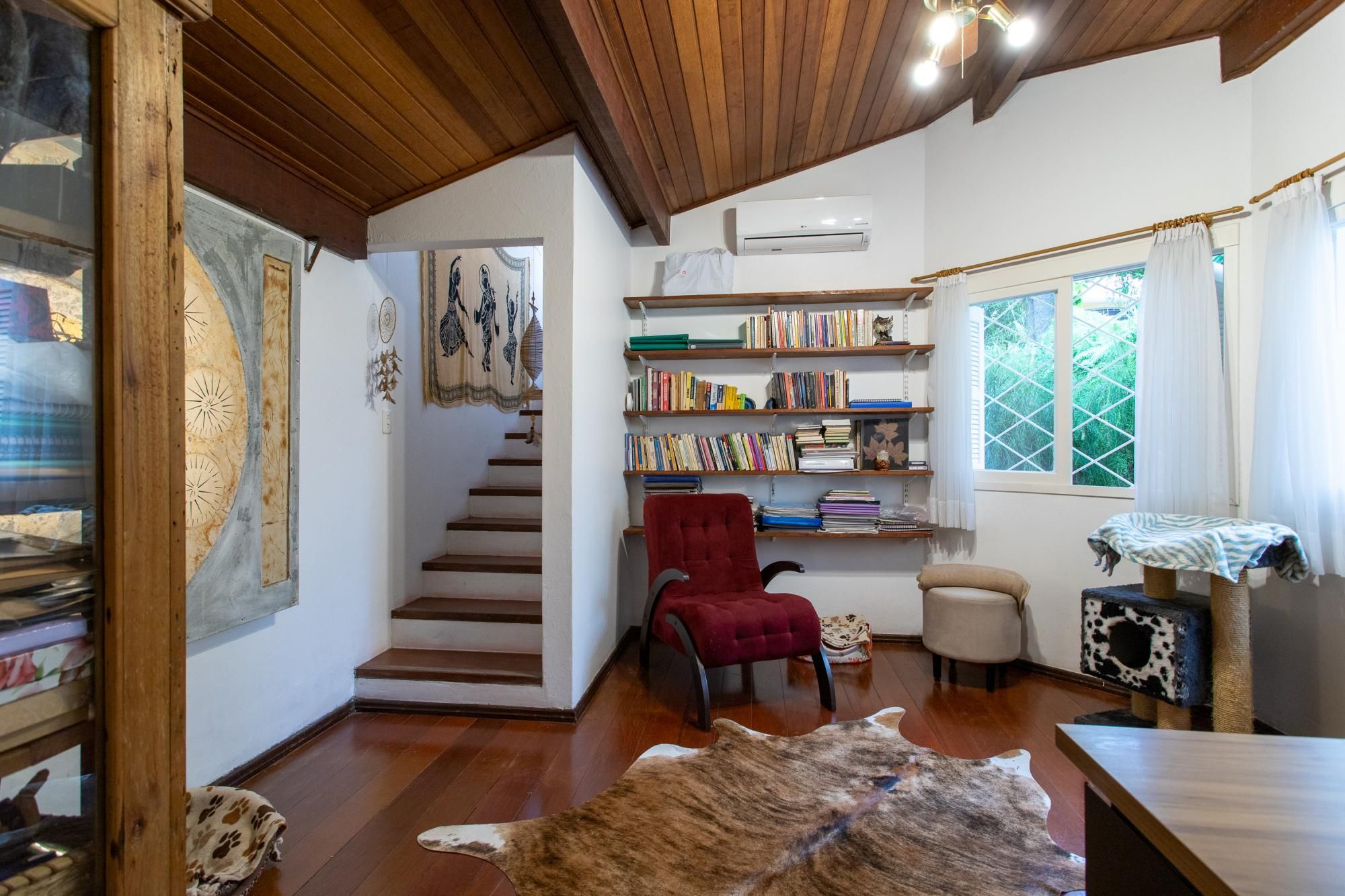 Casa à venda com 5 quartos, 183m² - Foto 35