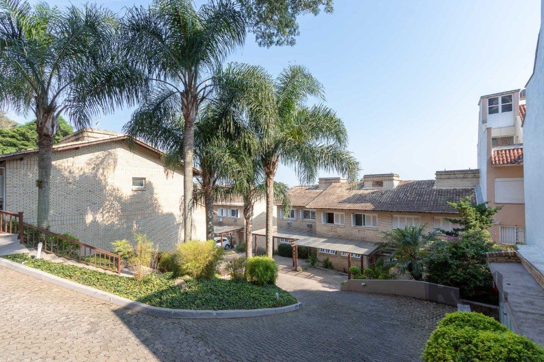 Casa de Condomínio à venda com 3 quartos, 222m² - Foto 46