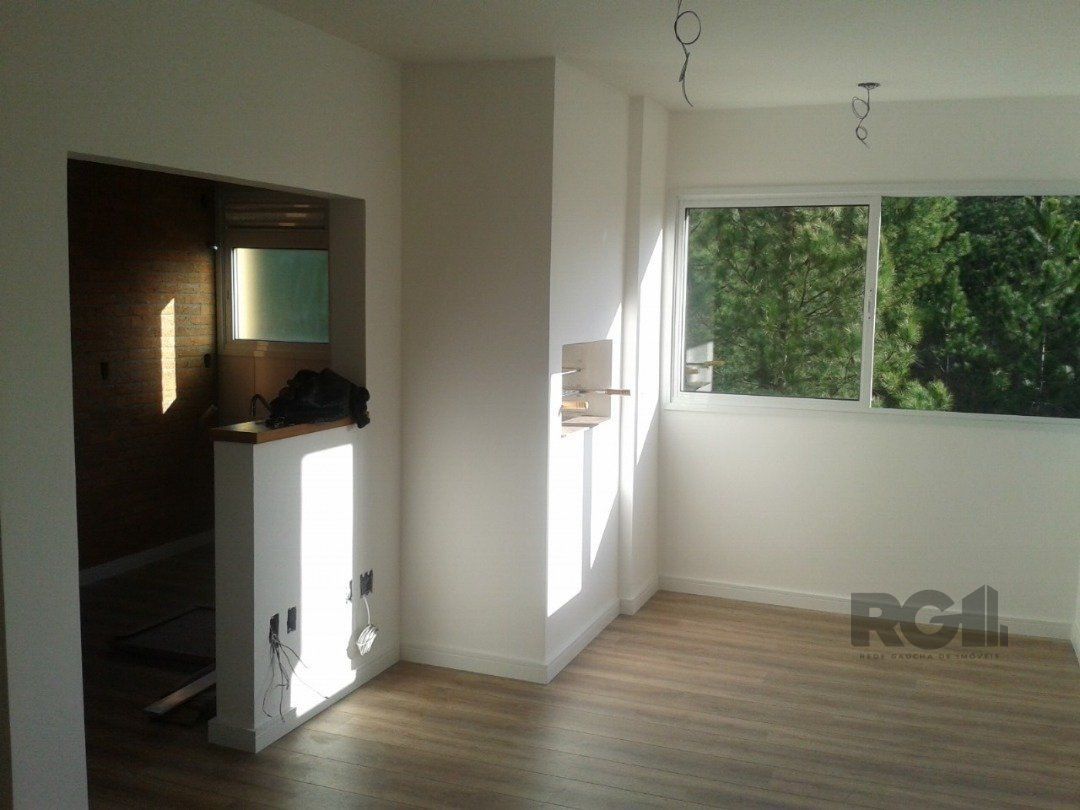 Apartamento à venda com 62m², 2 quartos, 1 vaga no bairro Nonoai em Porto Alegre