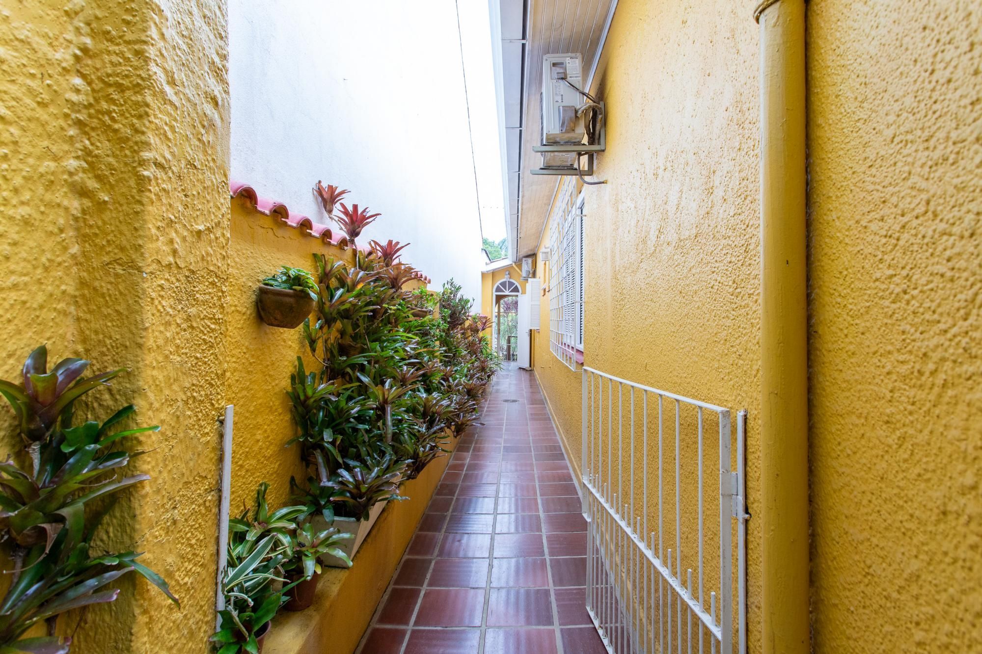 Casa à venda com 5 quartos, 183m² - Foto 60
