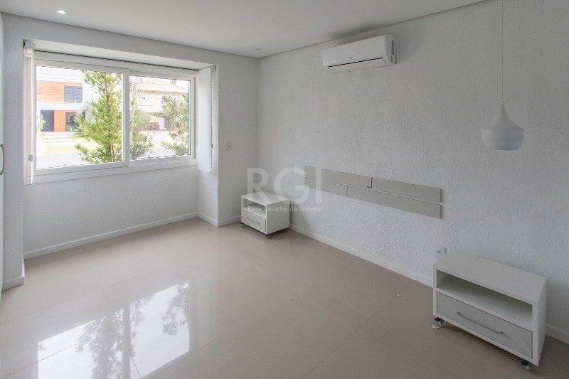 Casa de Condomínio à venda com 4 quartos, 320m² - Foto 15