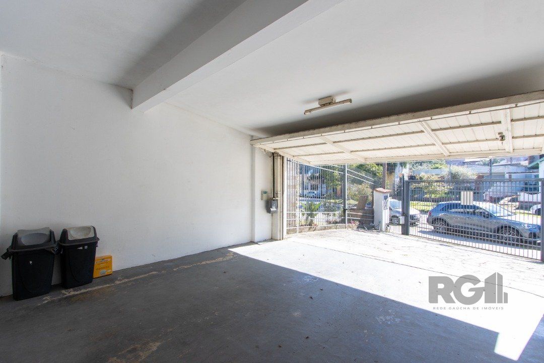 Casa à venda com 3 quartos, 222m² - Foto 12