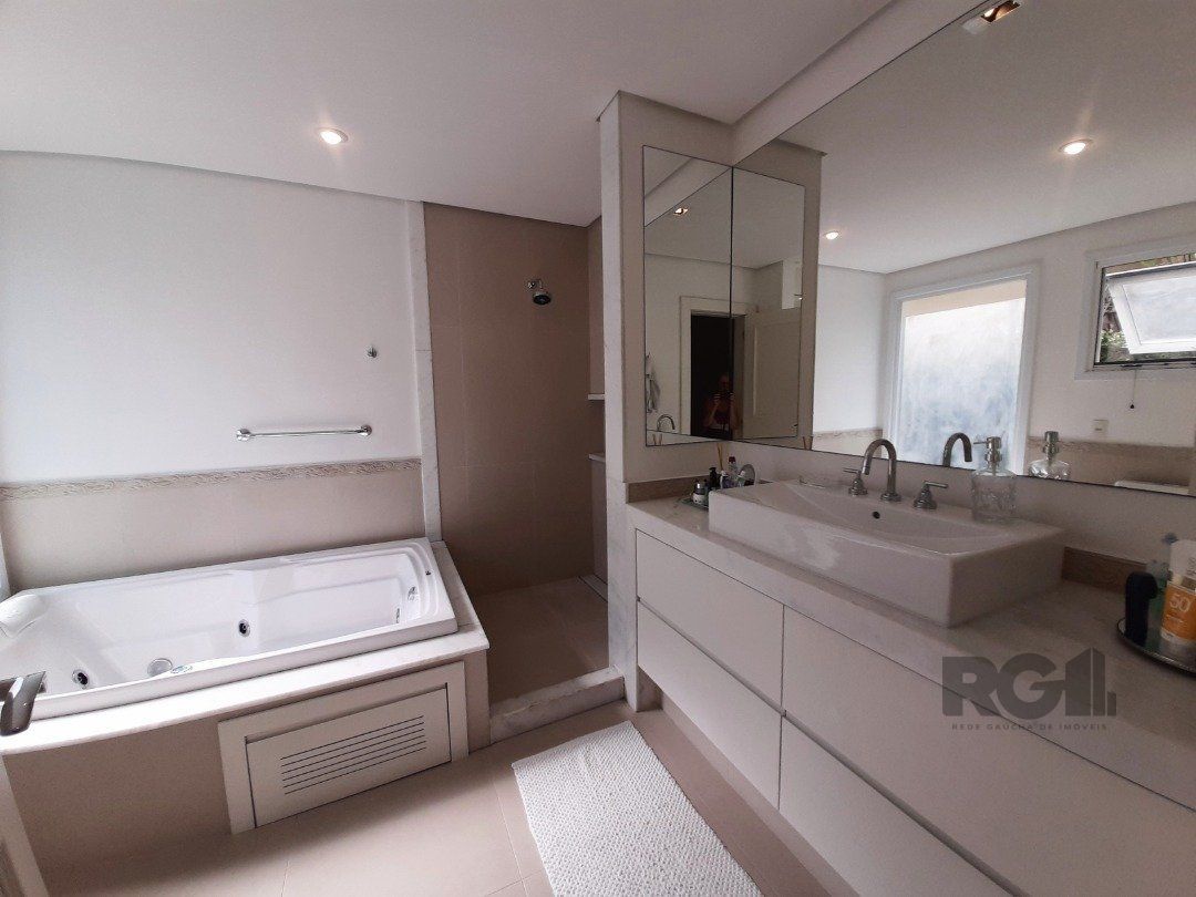 Casa de Condomínio à venda com 4 quartos, 423m² - Foto 36