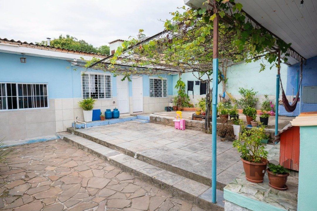 Casa à venda com 6 quartos, 151m² - Foto 25