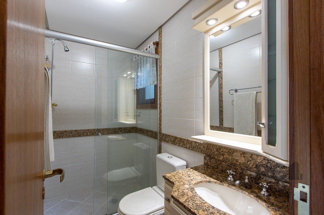 Casa de Condomínio à venda com 4 quartos, 216m² - Foto 43