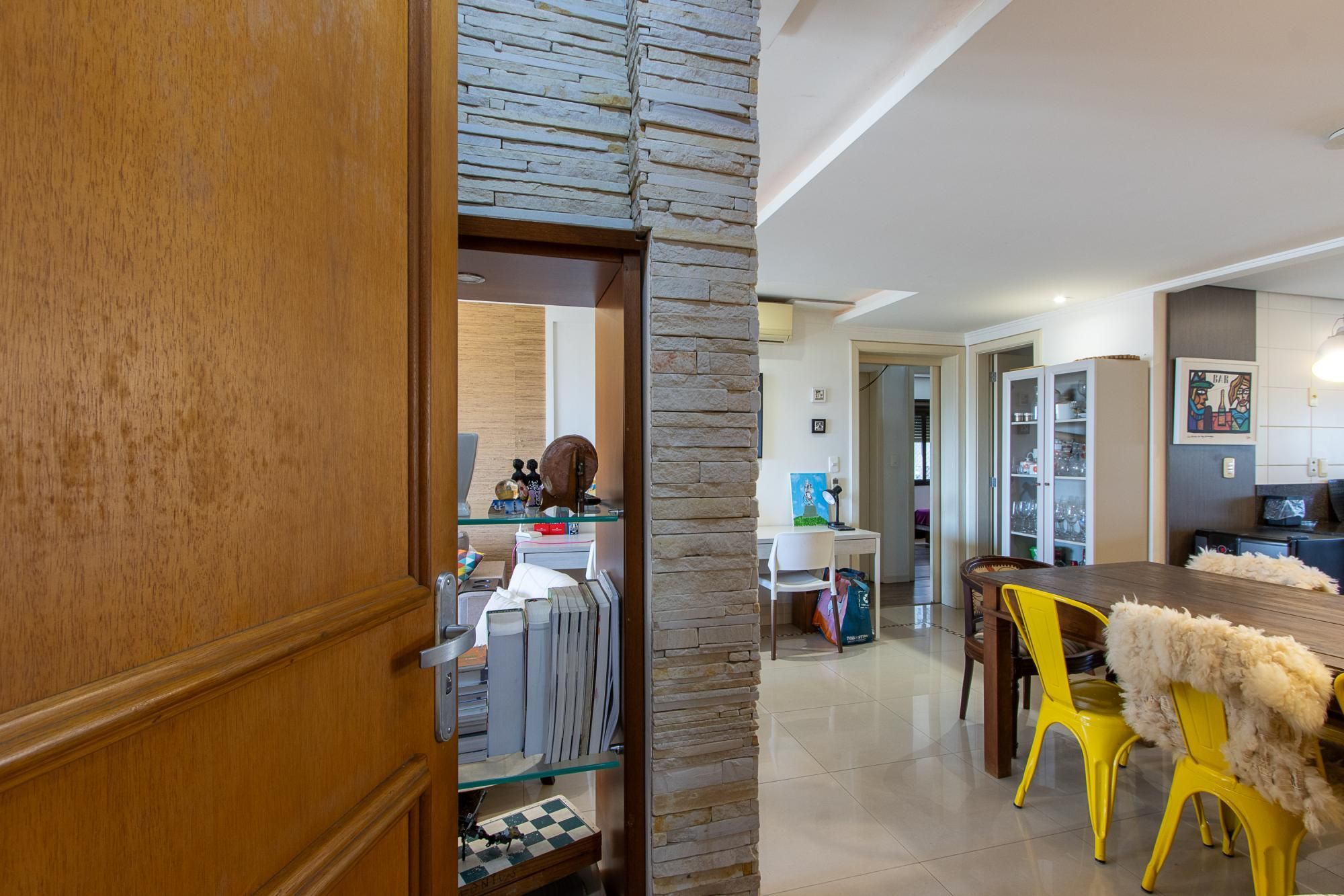 Excelente Apartamento No Coração do Bairro Tristeza!