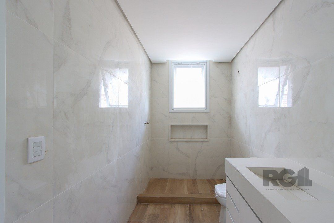 Casa de Condomínio à venda com 4 quartos, 300m² - Foto 35