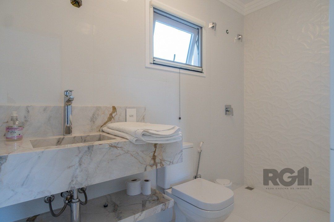Casa à venda com 3 quartos, 358m² - Foto 21