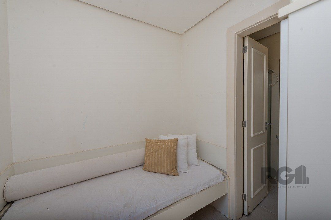 Casa de Condomínio à venda com 3 quartos, 460m² - Foto 32