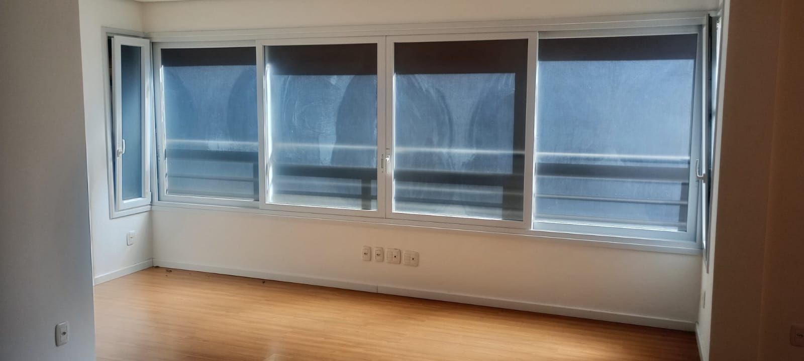 Conjunto Comercial, 1 sala, à venda, 64 m², Centro - Gramado — foto 3