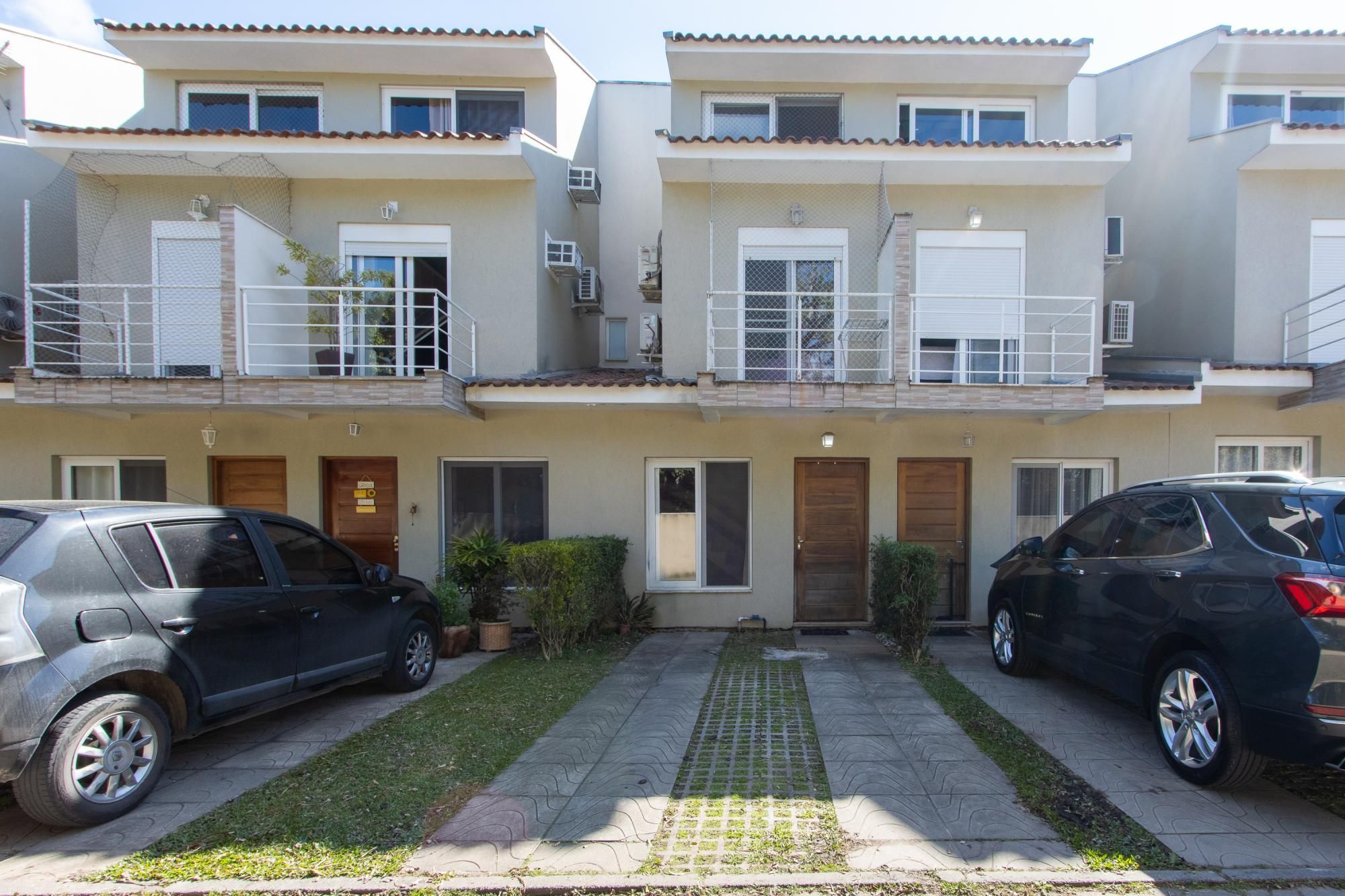 Casa de Condomínio à venda com 99m², 3 quartos, 1 vaga no bairro Aberta dos Morros em Porto Alegre