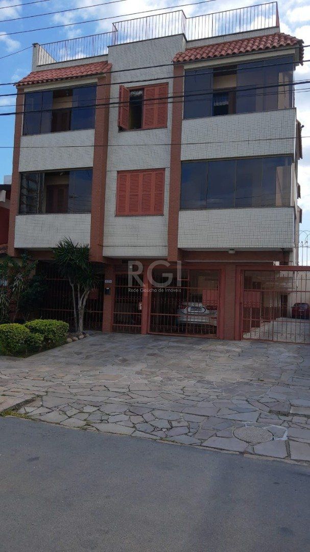 Cobertura para Venda - 182m², 4 dormitórios, sendo 1 suites, 2 vagas - São João